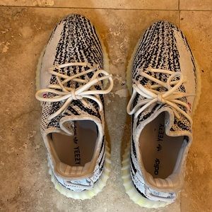 Mens size 8 zebra Yeezys (only worn twice)